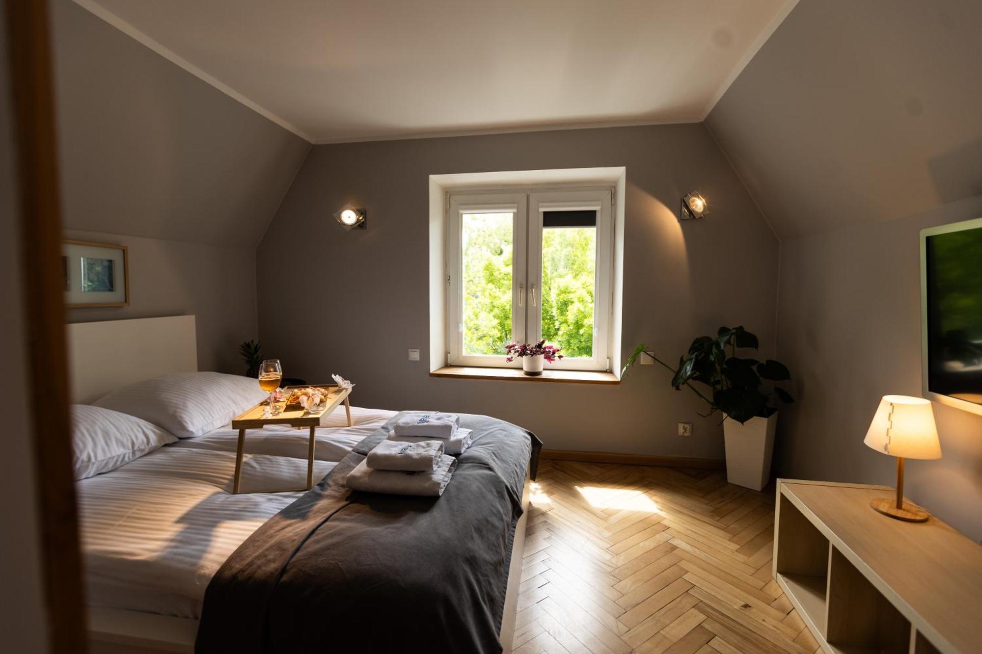 Maya's Flats & 23 Attic - Ogarna Old Town Gdańsk